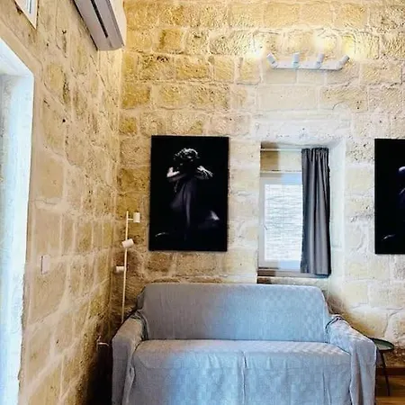 Town House 91 Apartment